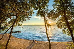 Beach nearby, sun-loungers, beach umbrellas - Aminess Style Glamping Villas & Holiday Homes Atea (Omisalj)