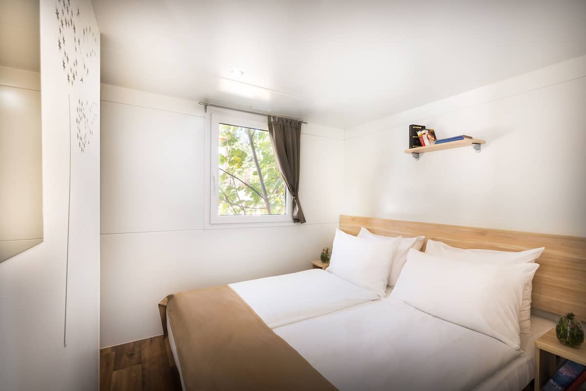 2 sovrum, sÀngtillbehör av högsta kvalitet, gratis wi-fi och sÀngklÀder