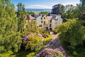 House | Exterior - The Seat of the Barony of Alyth, a Stately Manor (Blairgowrie)