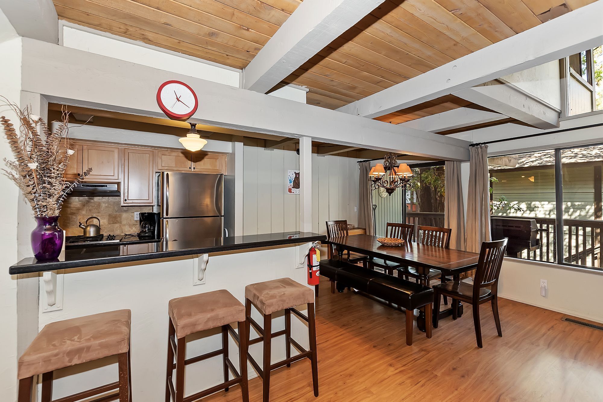 Bear Hug by Summit by Destination Big Bear : Set at the Base of Snow Summit Resort!