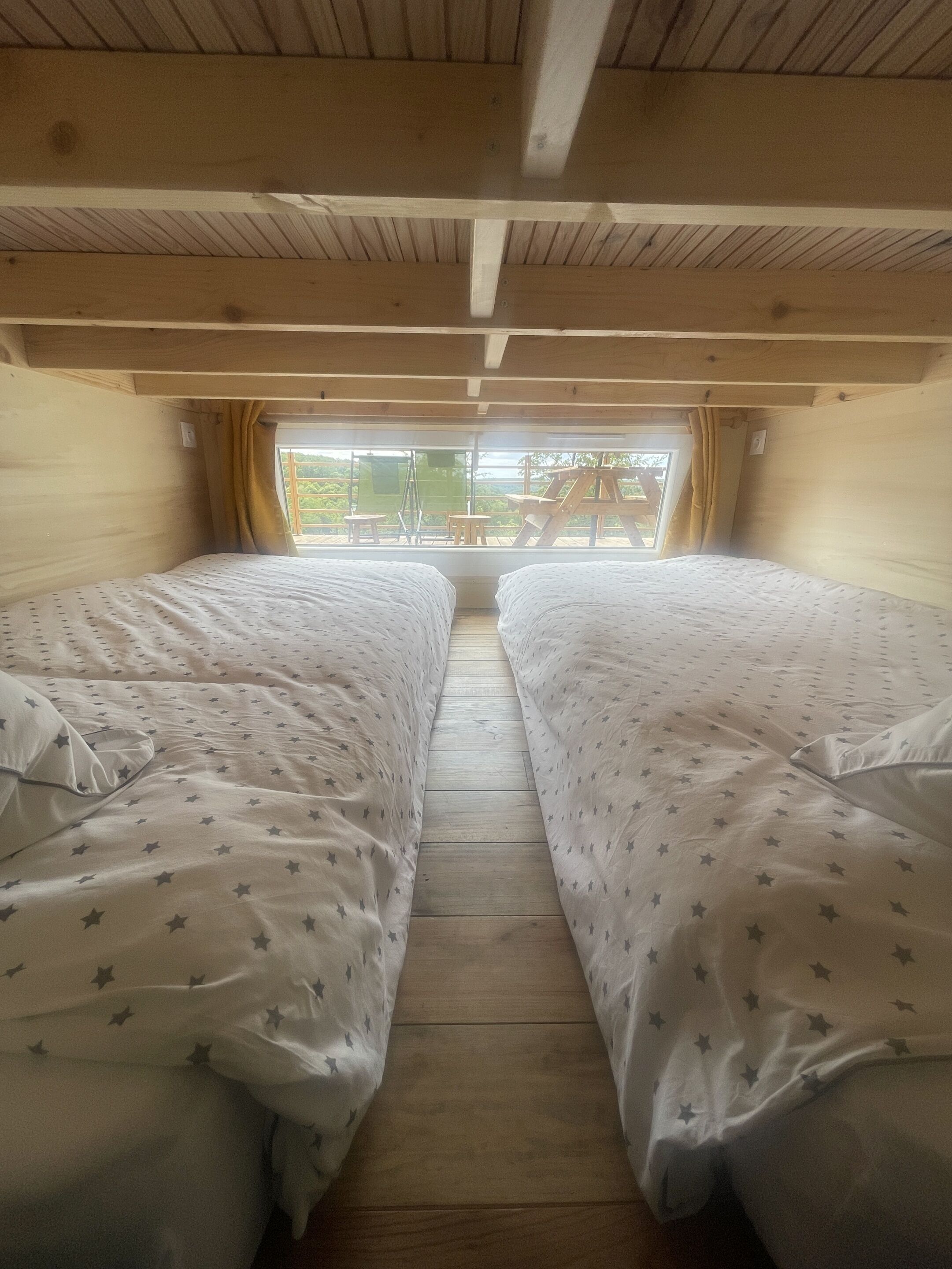 Nhà gỗ dành cho gia đình, 2 phòng ngủ, không hút thuốc, bếp | Bộ đồ giường cao cấp, màn/rèm cản sáng, nôi/cũi di động 