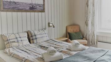 Standard Room | Free WiFi, bed sheets