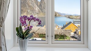 Deluxe Double or Twin Room | View from room - Sakrisøy Gjestegård (Moskenes)