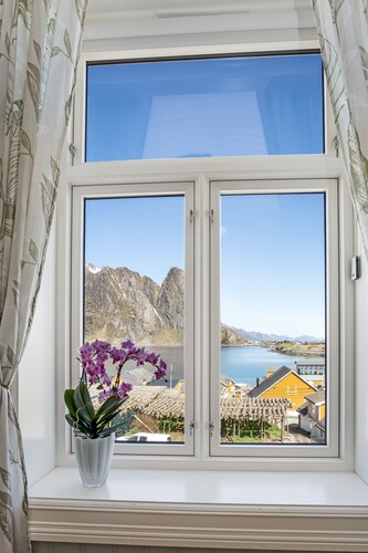 Sakrisøy Gjestegård