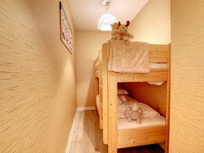 1 habitación y ropa de cama