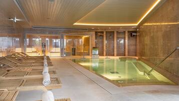 Sauna, steam room, massages