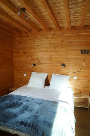 8 chambres, fer et planche Ă repasser, lit parapluie, Wi-Fi