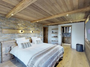 Room - Spacious Chalet in Courchevel La Tania - 13 pax (La Tania)