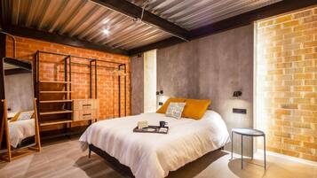 2 slaapkamers, een strijkplank/strijkijzer, wifi, beddengoed