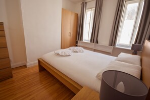 Apartment | 2 bedrooms, iron/ironing board, free WiFi, bed sheets