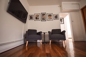 Apartment | Living room | LCD TV