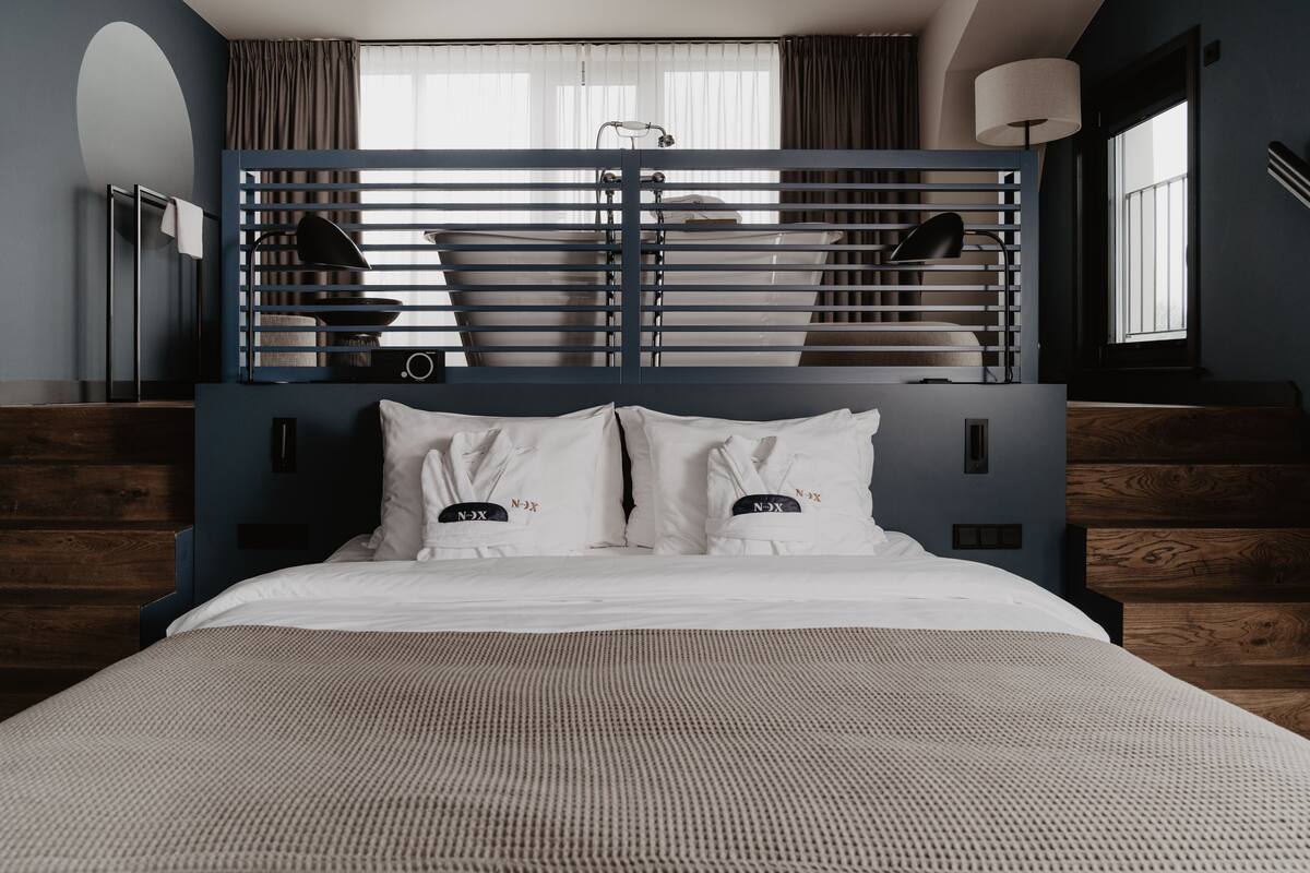 honeymoon room (honey moon) | 1 bedroom, premium bedding, in-room safe, individually decorated