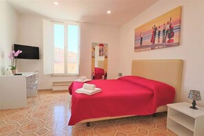 1 bedroom, desk, iron/ironing board, free WiFi - Sorrento Historical Center (Sorrento)