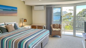 3 bedrooms, iron/ironing board, free WiFi, wheelchair access