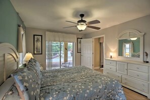 3 bedrooms, iron/ironing board, travel cot, free WiFi