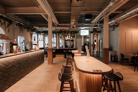 Bar (en la propiedad)