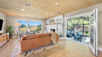 Televisión y oficina