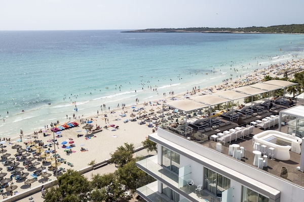 Beach nearby, white sand