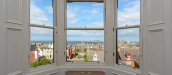 Forthview - Traditional 2 Bedroom Apartment