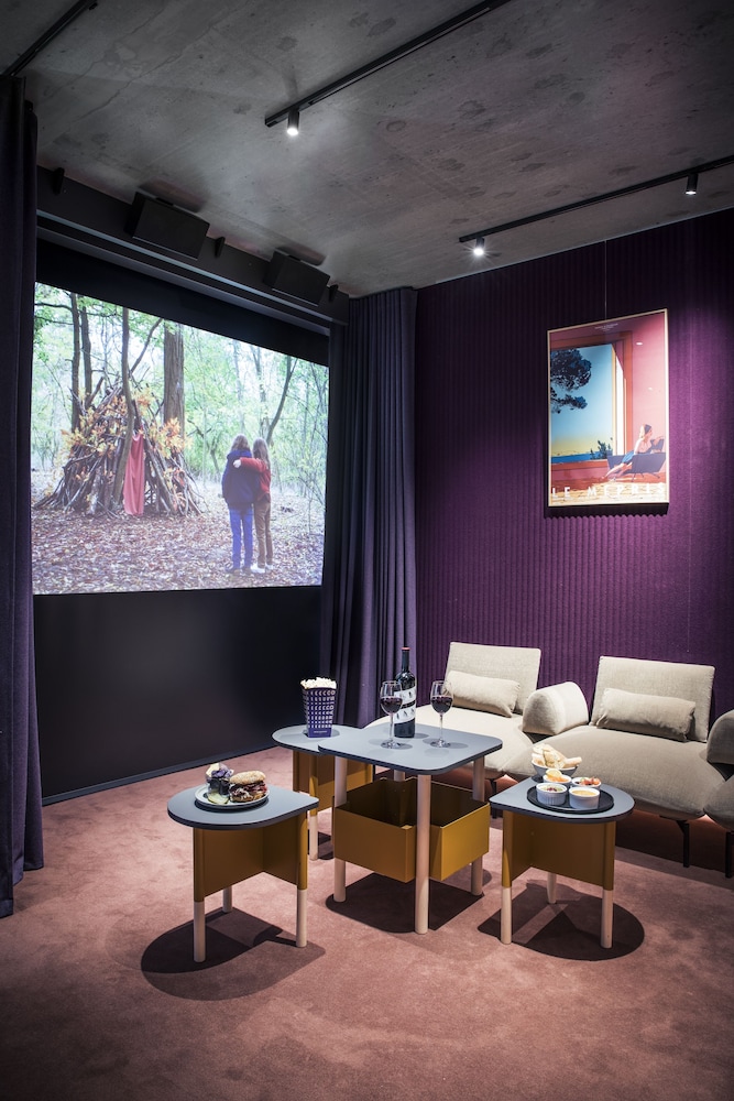 mk2 Hotel Paradiso by null