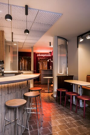 Reception - mk2 Hotel Paradiso Nation (Paris)