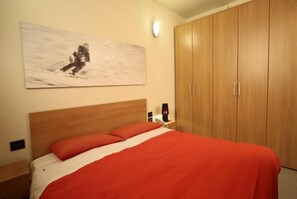 2 Schlafzimmer, Bügeleisen/Bügelbrett, kostenloses WLAN, Bettwäsche