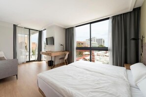 Minibar, Wi-Fi gratuit, draps fournis