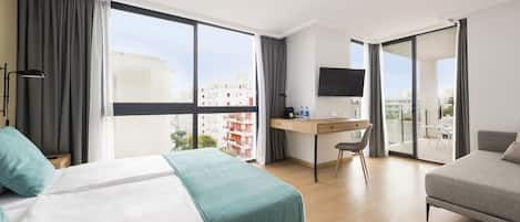 Minibar, wifi gratis y ropa de cama 