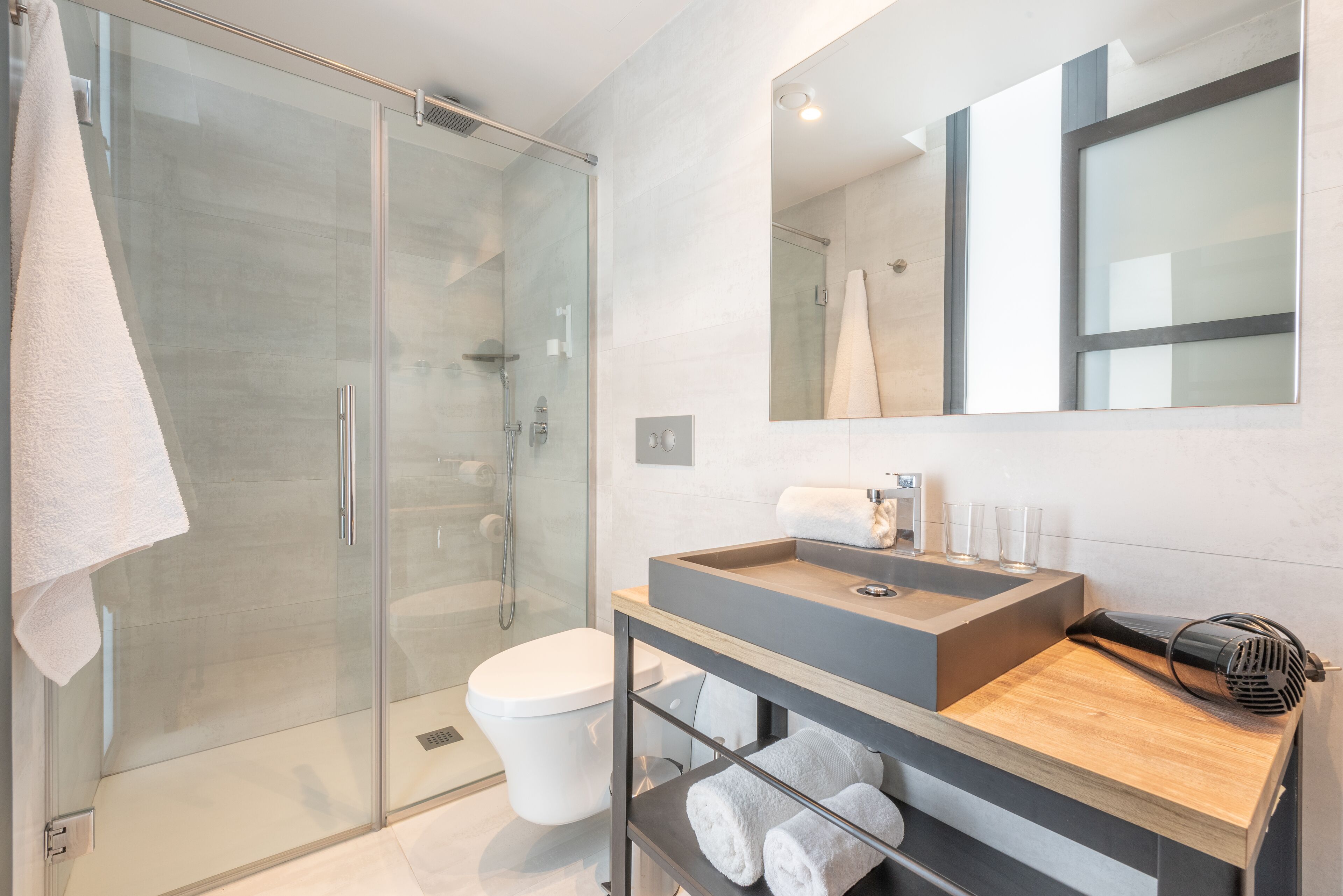 Photo - Kyrat Amarac Suites