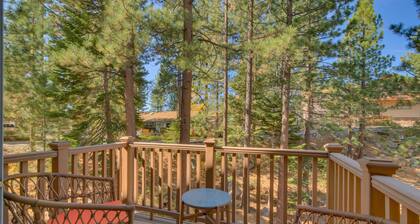 Panorama Paradise, 5 Bedroom close to Town (SL437)