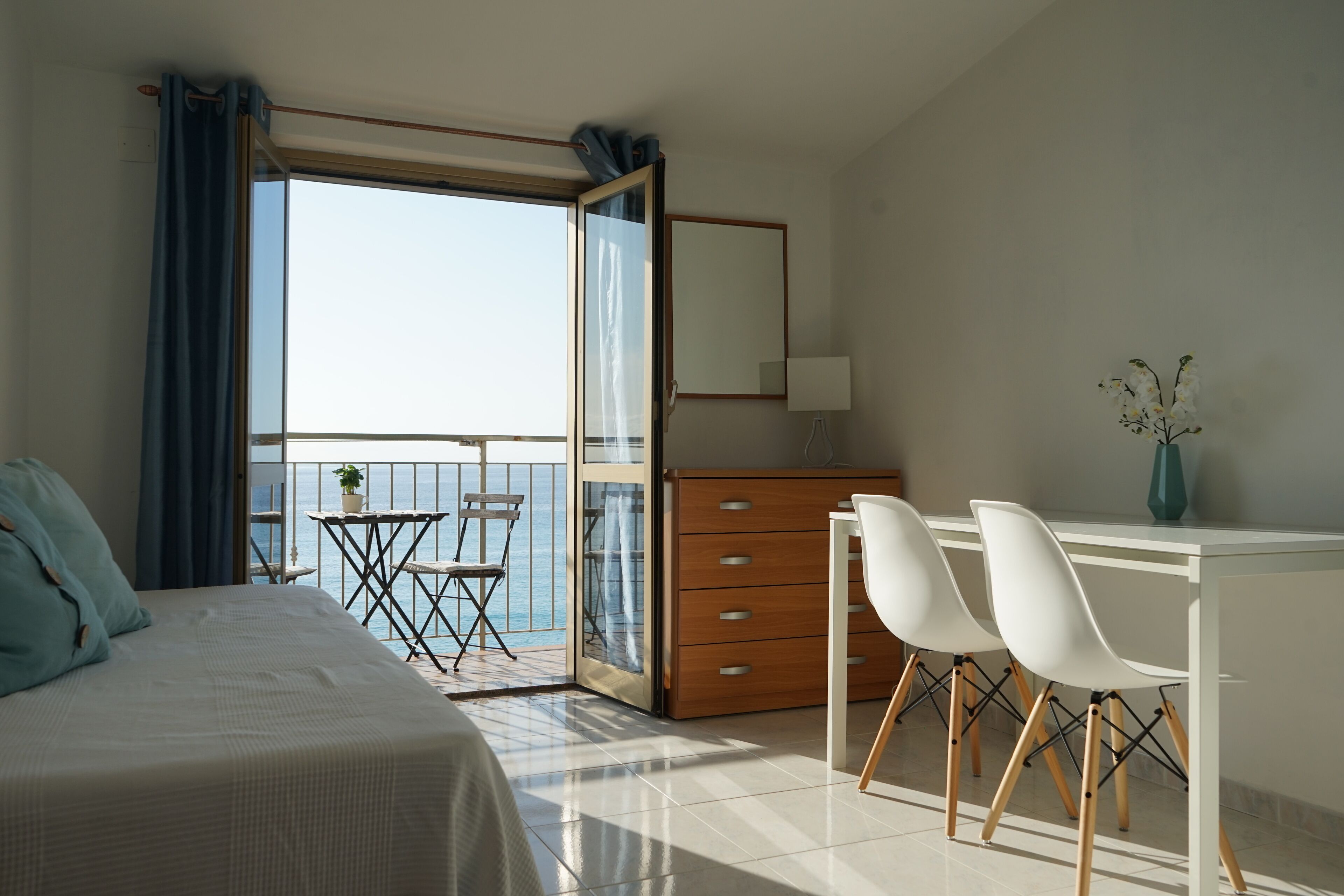 2 camere, ferro/asse da stiro, Wi-Fi gratuito, lenzuola