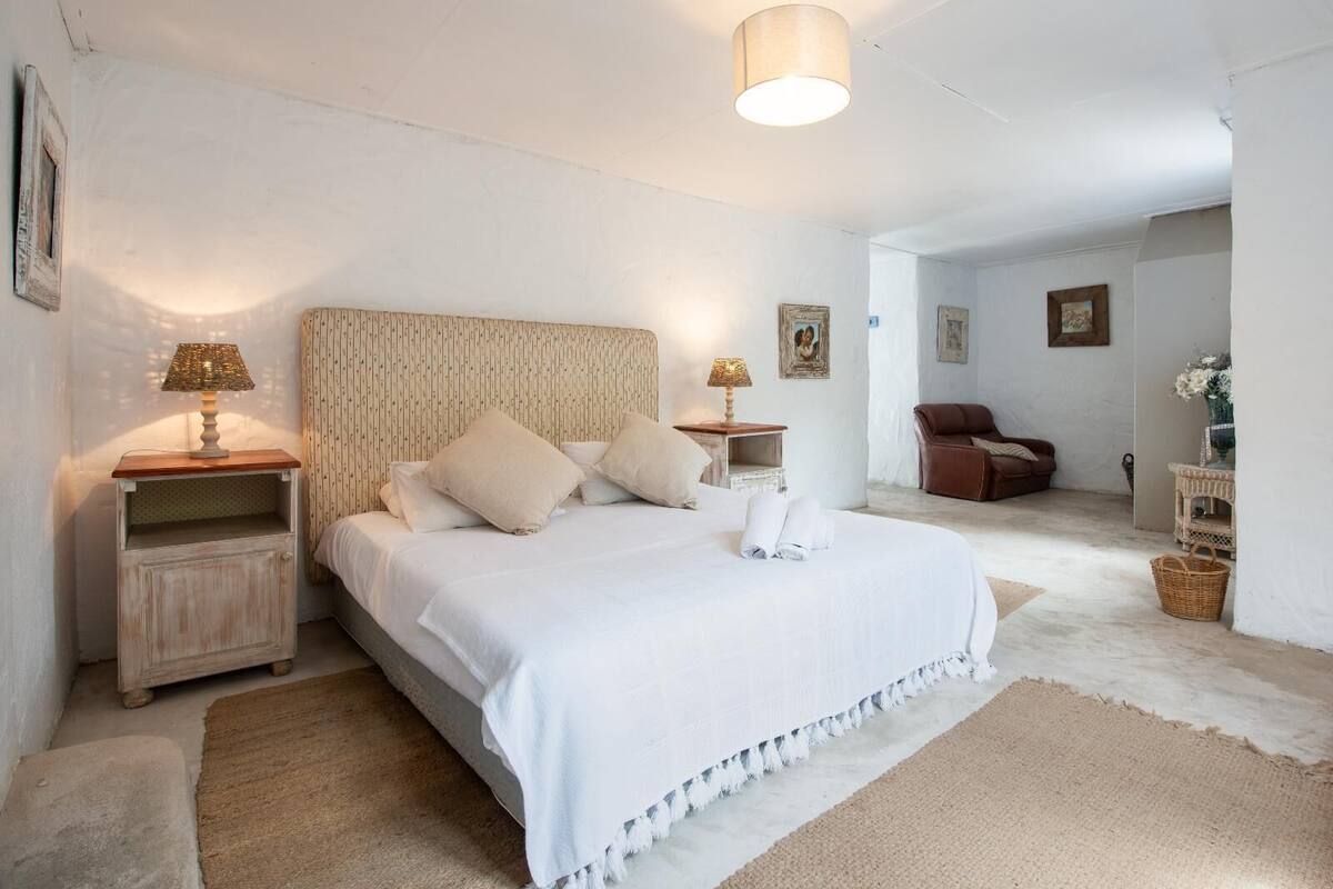 Comfort Apartment, 2 Bedrooms | Bed sheets