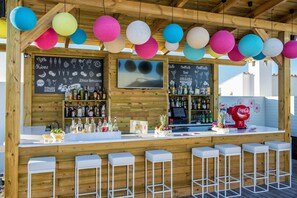 Bar (en la propiedad)