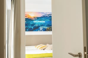 City Double or Twin Room, City View (Brunch included) | Down comforters, individually decorated, desk, laptop workspace