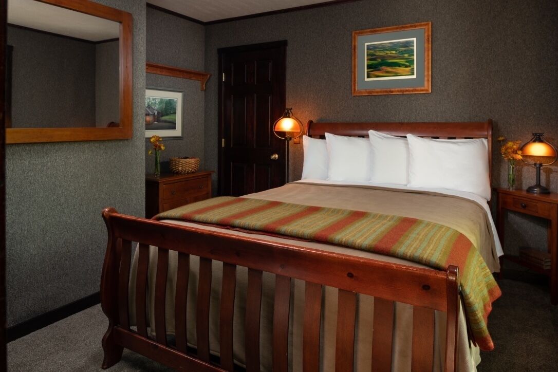 Riverside Chalet Plus