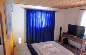 1 bedroom, desk, iron/ironing board, free WiFi