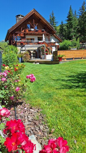 Property grounds - Chalet-luxe-SERRE CAMBEOU**** Swimming pool&Spa ideal for a family holiday (Saint-Chaffrey)