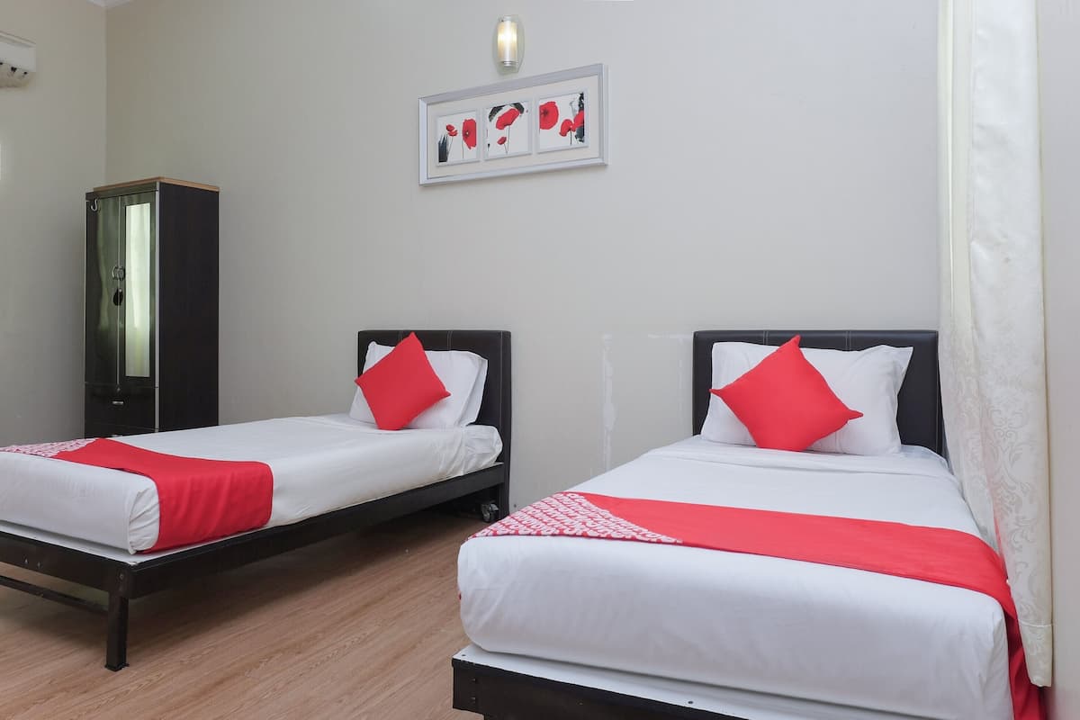 Deluxe Twin Room | 1 bedroom, free WiFi, bed sheets