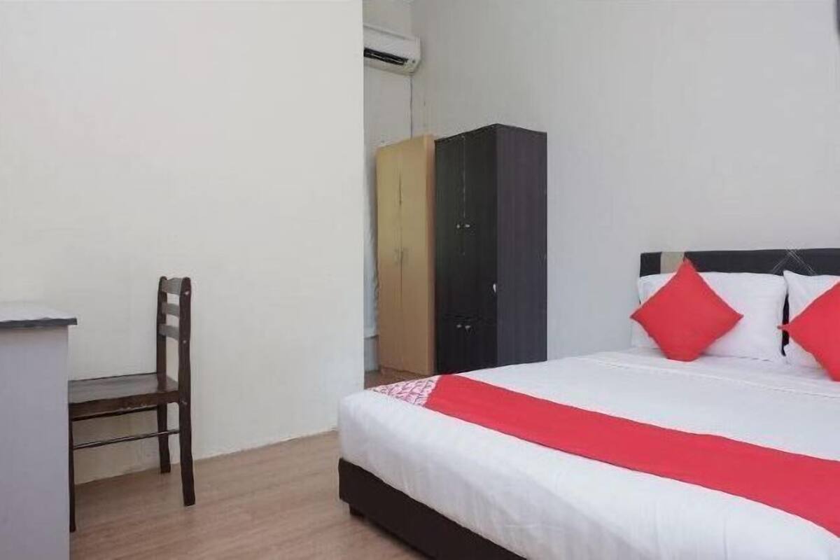 1 bedroom, free WiFi, bed sheets