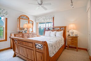 2 soverom, strykejern/-brett, wi-fi (inkludert) og sengetøy