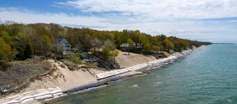 Ivy Cottage/Kids Friendly/Giant Theater/Air Hockey/Walk2Beach