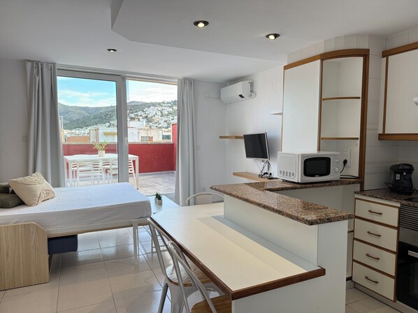 1 Schlafzimmer, Bügeleisen/Bügelbrett, kostenloses WLAN, Bettwäsche