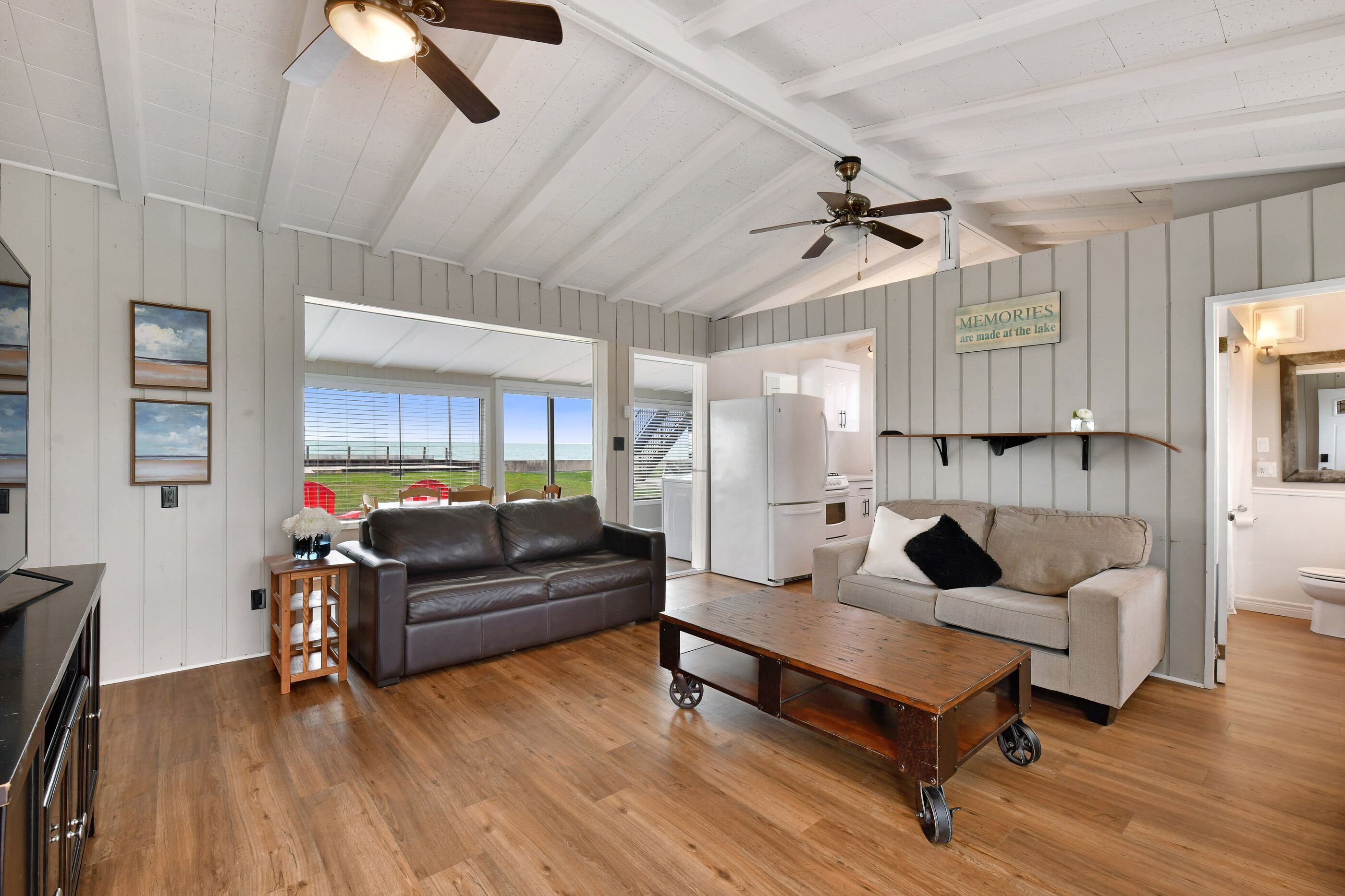 Lake Daze, Lake Erie Cottage