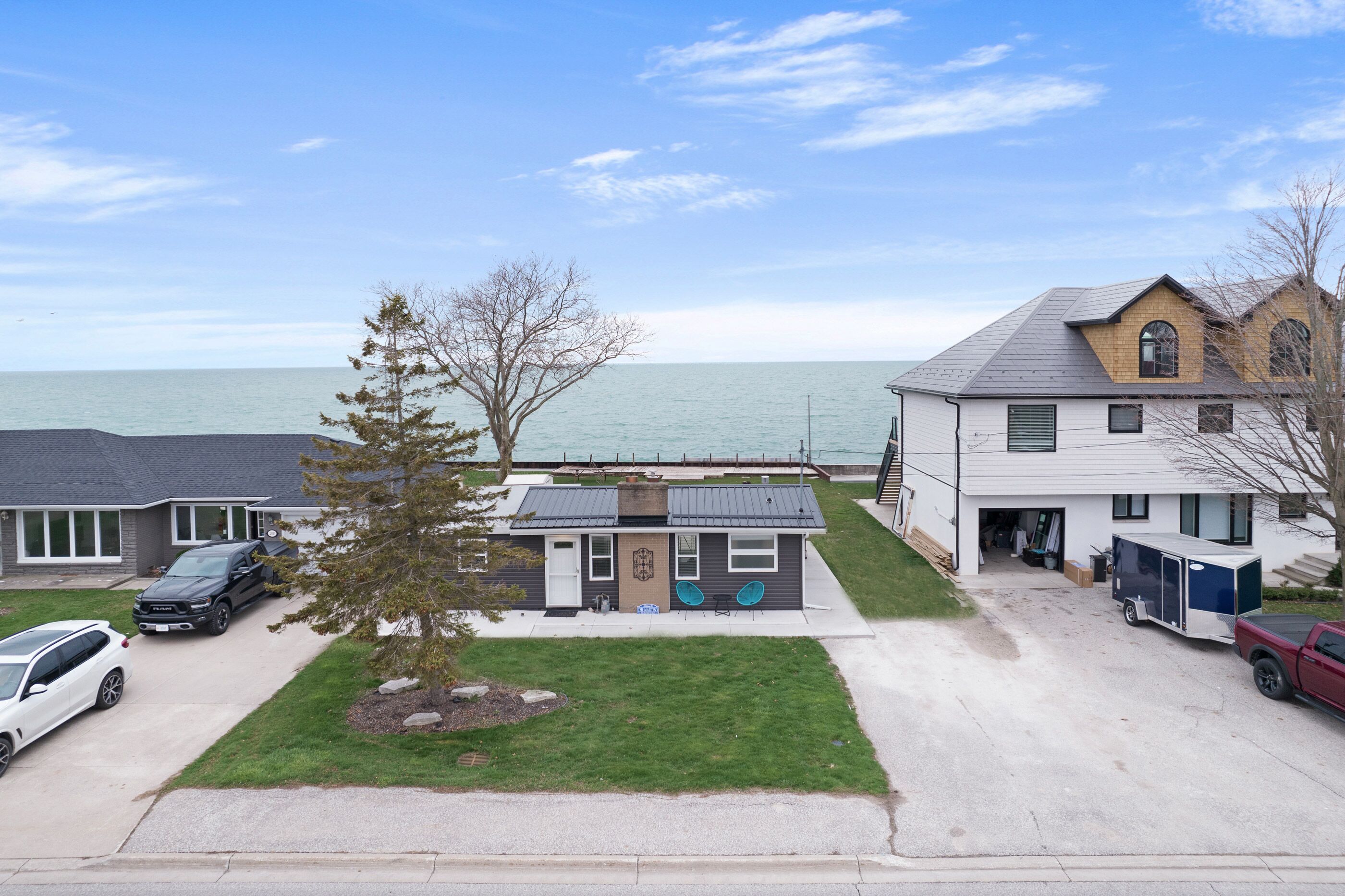 Lake Daze, Lake Erie Cottage