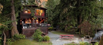 Rising Sun Retreat- peaceful riverfront views spa