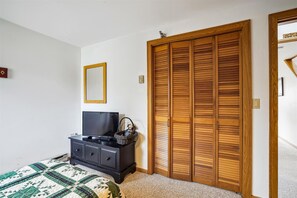 3 chambres, accès au Wi-Fi (inclus), literie fournie