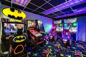 Games room - Gulf Front Penthouse •Free Chairs• Best Views PCB (Panama City Beach)