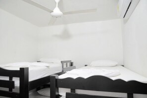 3 bedrooms, WiFi - Migue's house (Necoclí)