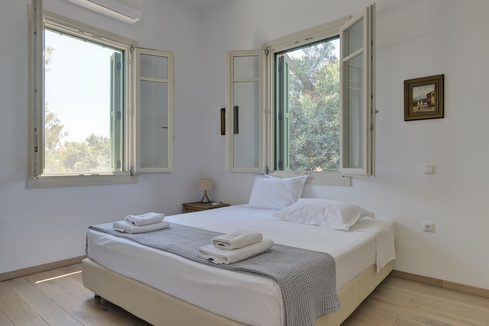 Traditional Villa | 3 bedrooms, in-room safe, individually decorated, individually furnished