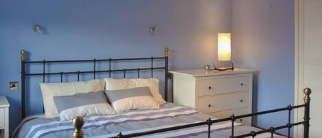 4 Schlafzimmer, kostenloses WLAN, Bettwäsche